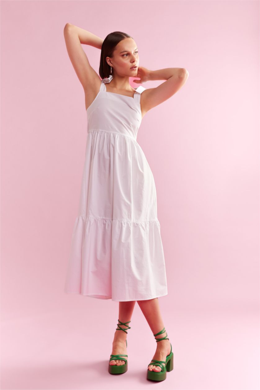 FEMME Blanc Poplin Midi Dress