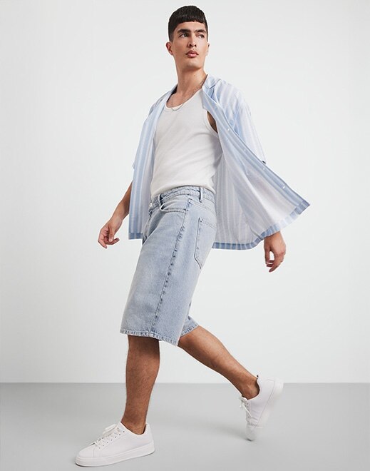 Responsive_LandingPageFreeStyleImages4 ERKEK1-/Mobile/2-short-man-free-style_2f643eb7-de90-4d5f-a95e-8b01a7a3326f_4e70d475-cc88-424c-a76e-7094208c4852_DI_544.jpg