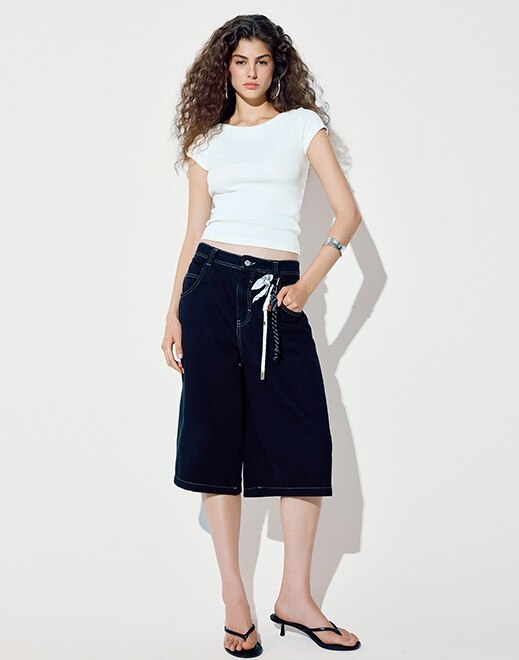 Responsive_LandingPageFreeStyleImages4 Kadın-/Mobile/3-shorts-woman-free-style_ed4c4d9c-c34e-4c52-a871-6a792c90b20f_4be6e329-9aa3-4b79-b7e7-6119ce473393_DI_544.jpg