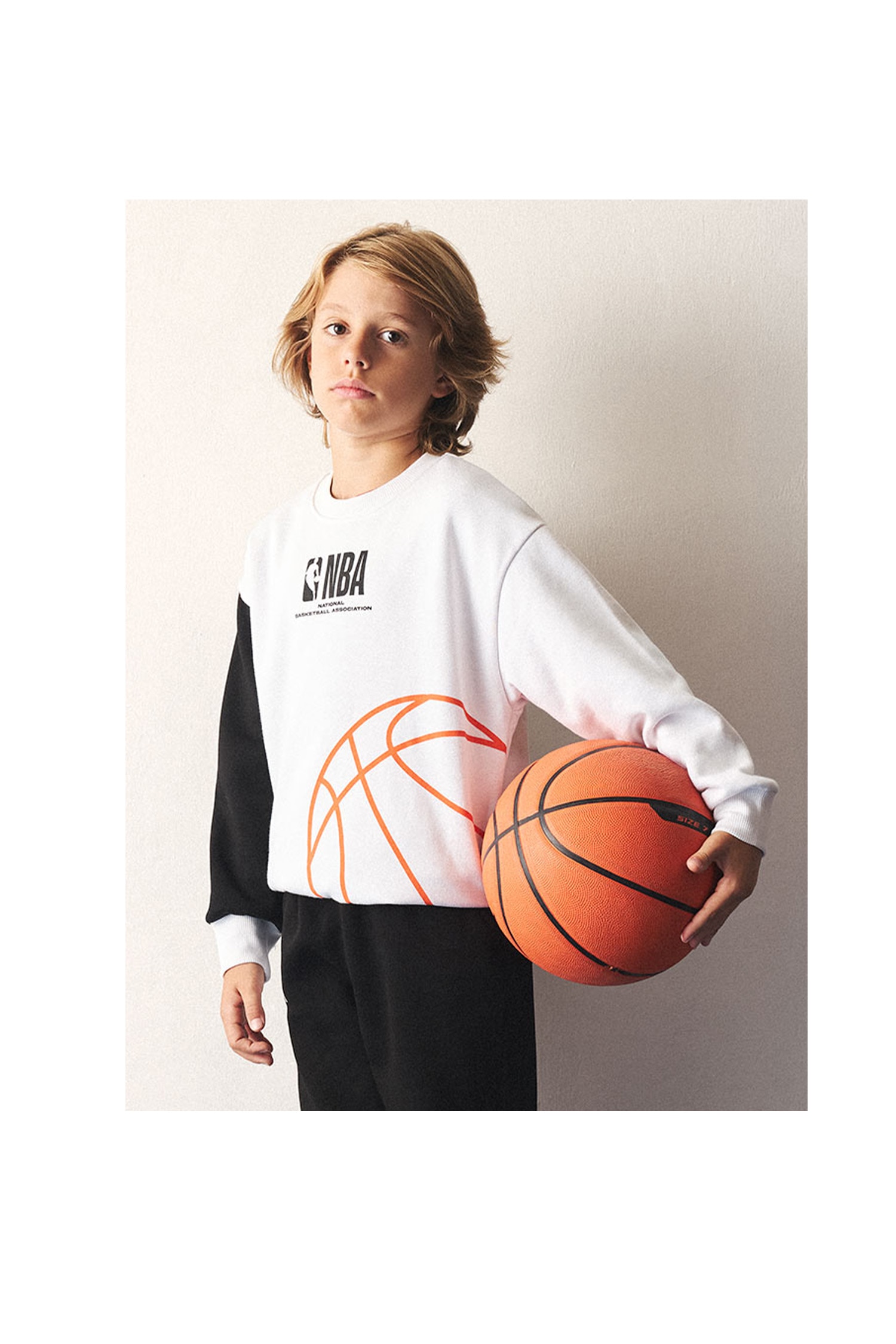 NBA Bisiklet Yaka İçi Yumuşak Tüylü Kalın Kumaş Sweatshirt Erkek Çocuk