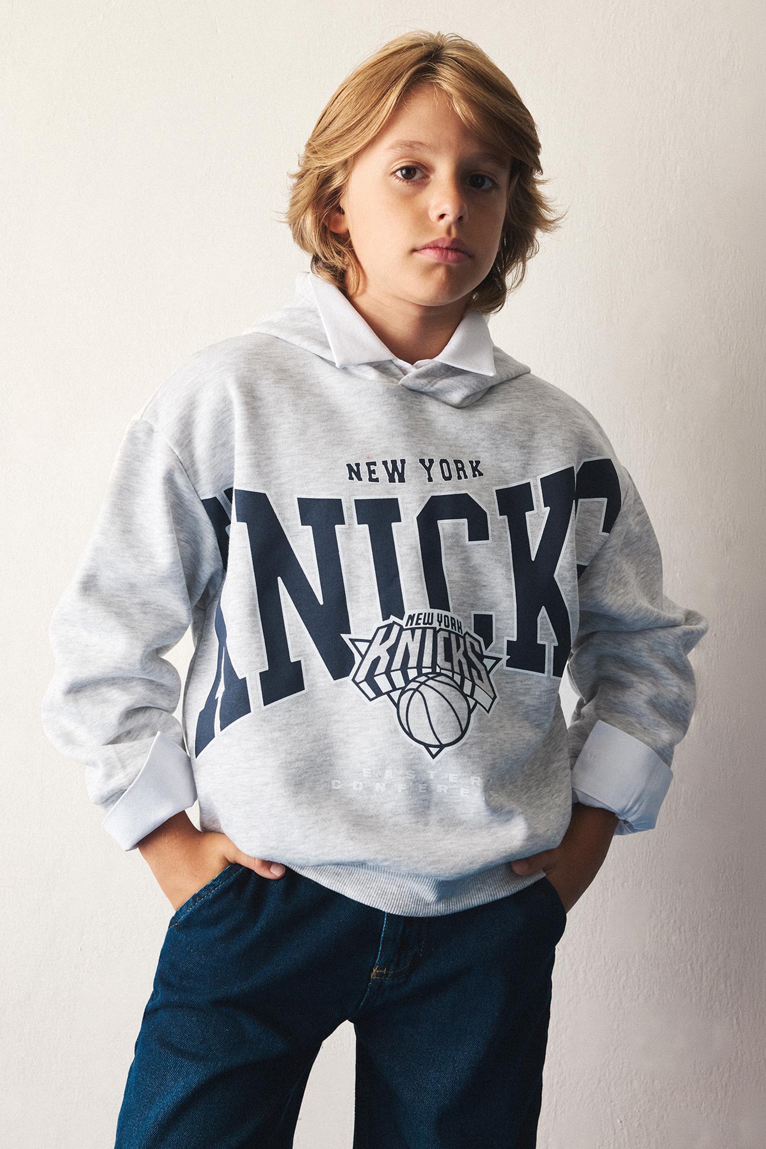 NBA New York Knıcks Kapüşonlu İçi Yumuşak Tüylü Sweatshirt Erkek Çocuk