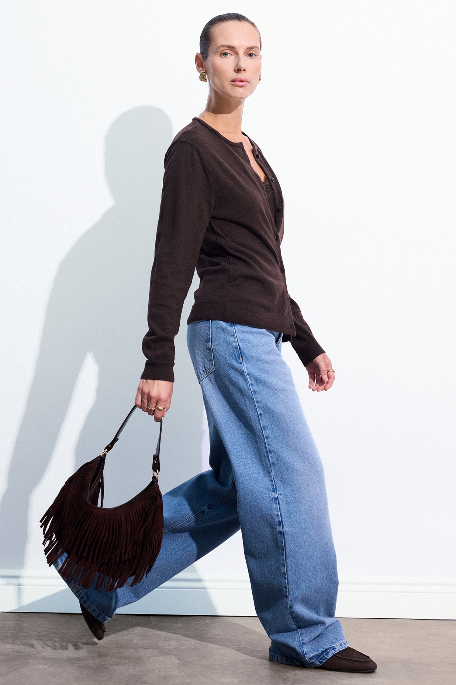 Regular Fit Crew Neck Basic Knit Cardigan