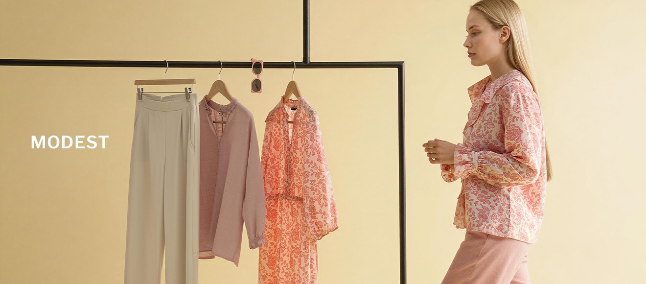 Mısır Woman IOV Modest